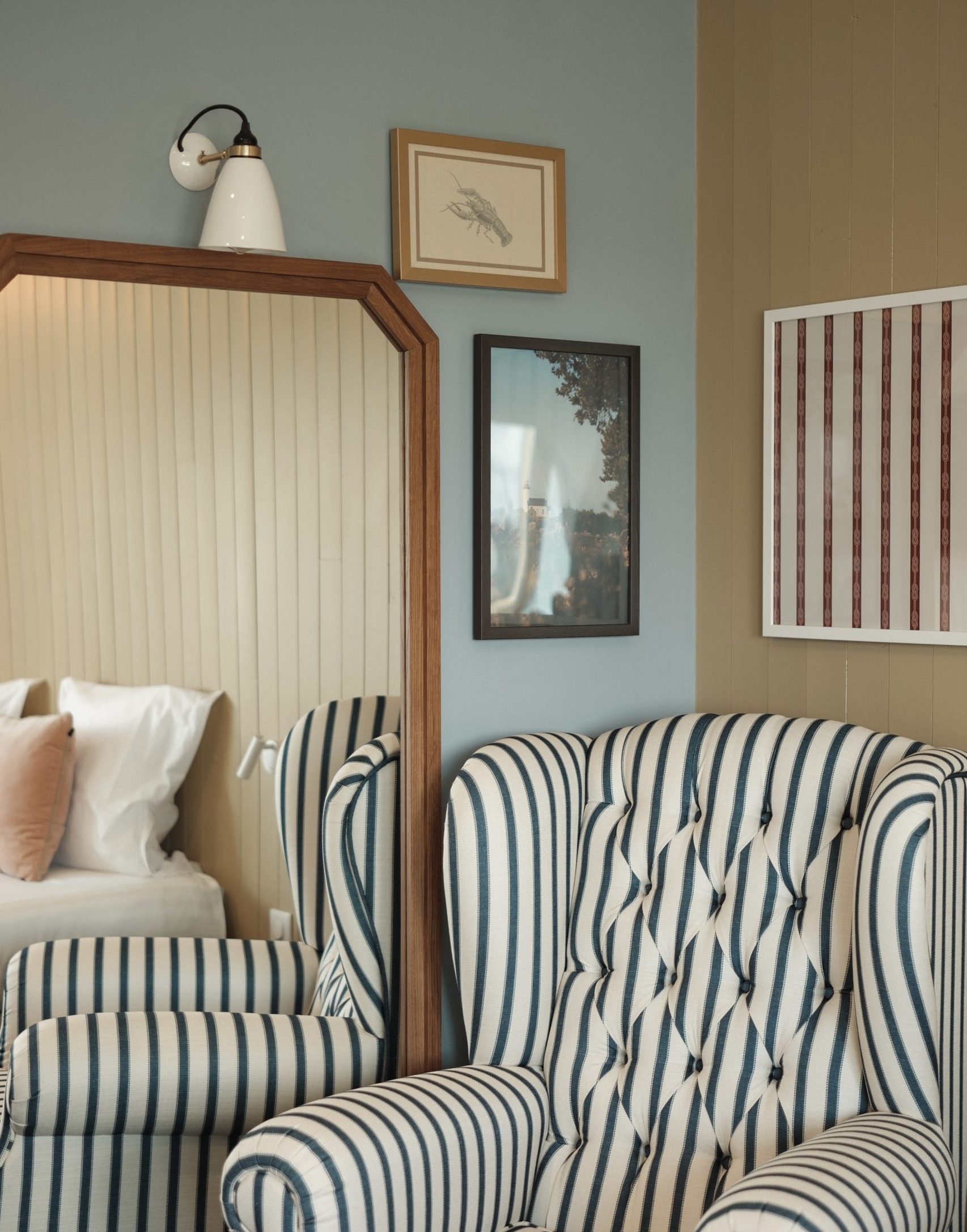 Séminaires | IMG 5969 scaled e1747864600121 Chambre confortable pour se reposer lors d'un séminaire dans le Finistère