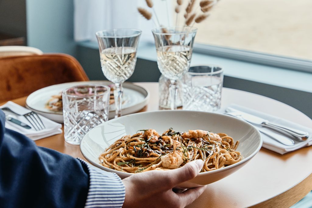 The Hôtel de la Mer celebrates one year of renewal facing the sea | Capture 021 Capture 021