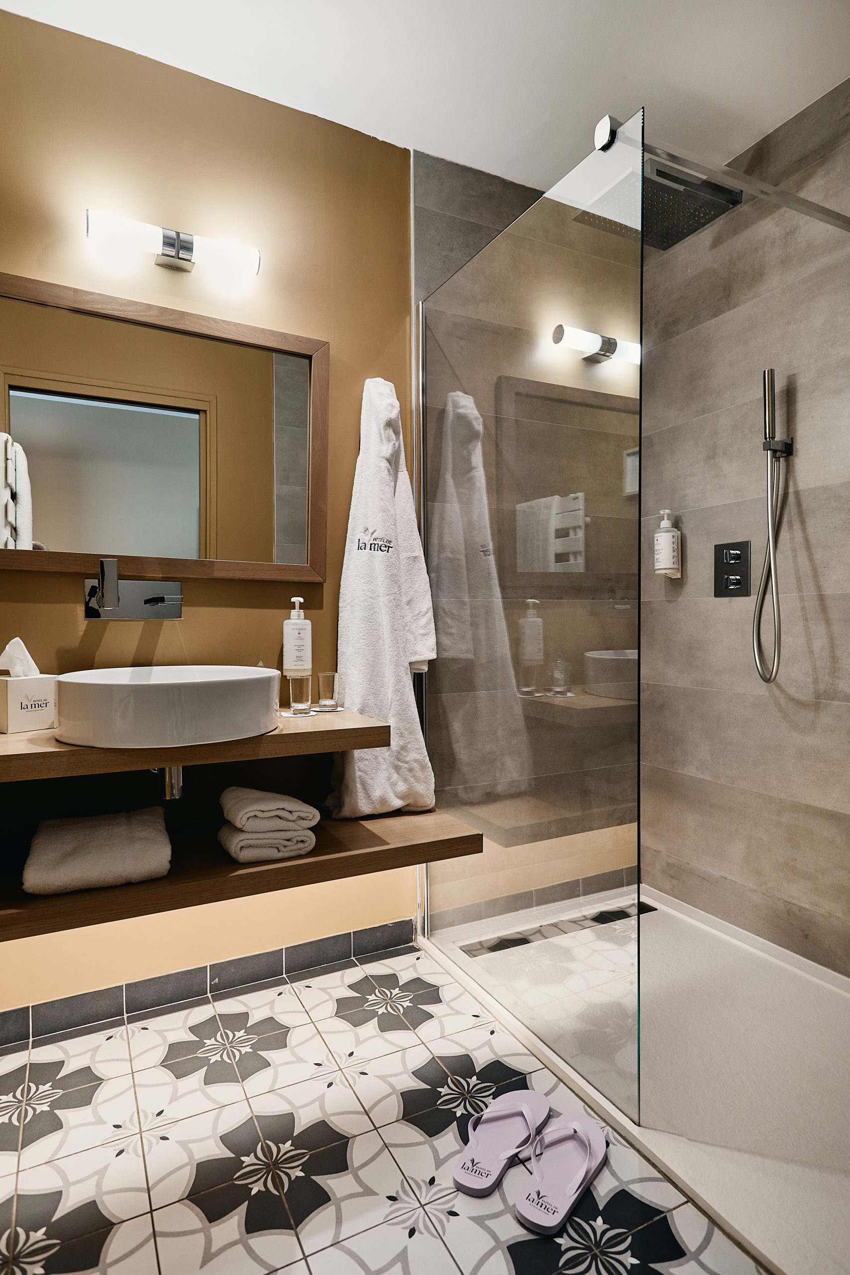 premium mer | Room Premium Mer Hotel de la Mer 1 1 scaled Chambre Premium Mer Hotel de la Mer 1 1 scaled